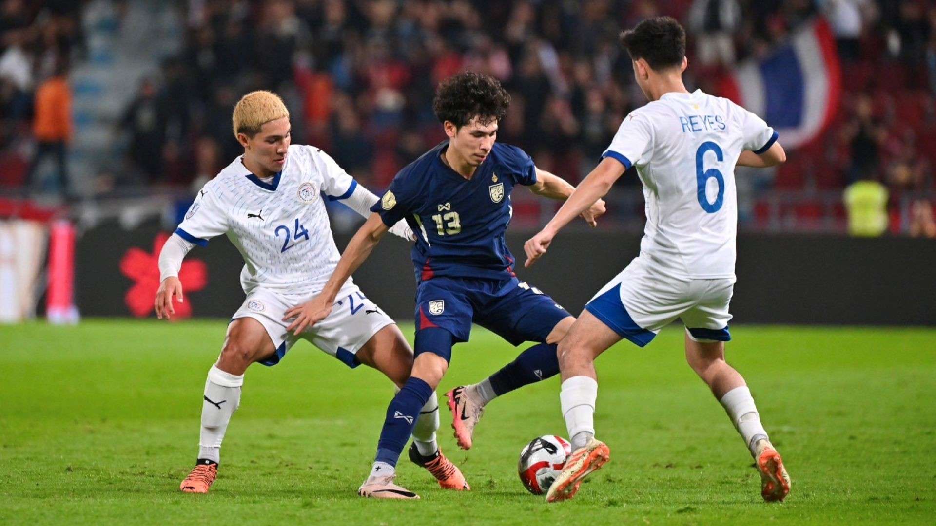 面对来自各 面对来自各